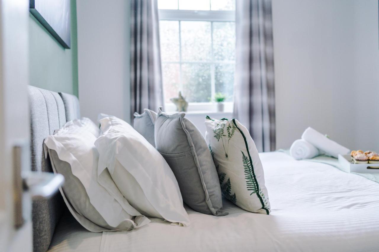 Bright 1-Bed Apartment In Chester By 53 Degrees Property, Ideal For Professionals & Couples, Great Location - Sleeps 4 エクステリア 写真
