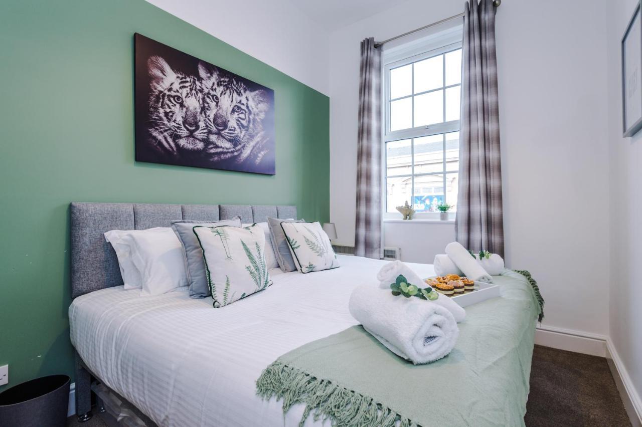 Bright 1-Bed Apartment In Chester By 53 Degrees Property, Ideal For Professionals & Couples, Great Location - Sleeps 4 エクステリア 写真